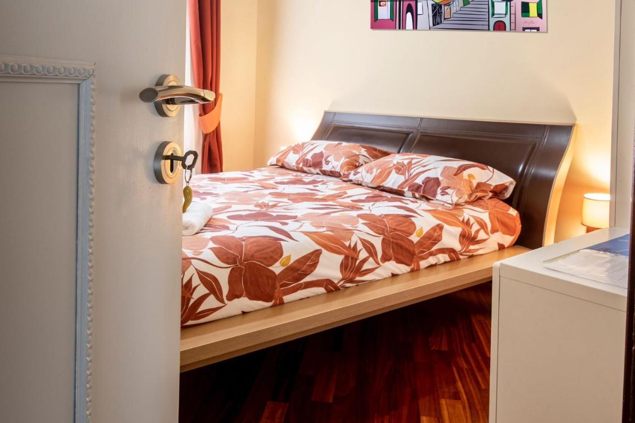 Sogno O Son Desto Bed & Breakfast Napoli Dış mekan fotoğraf